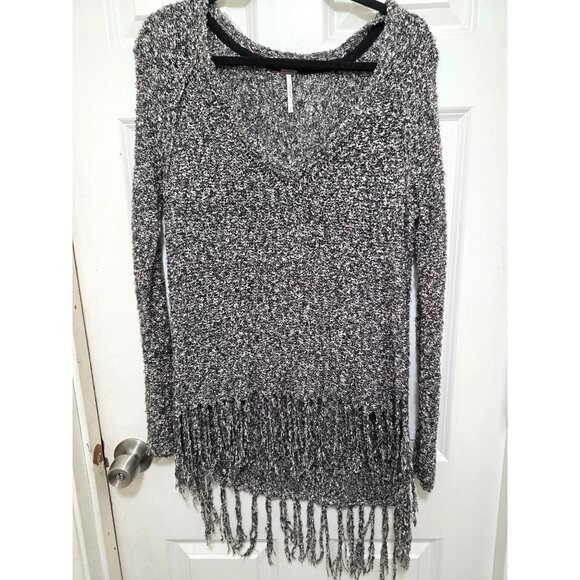 Free People Women XS Witchy Ga Cattage core Black & White Fringe Knit Sweater - Picture 2 of 7
